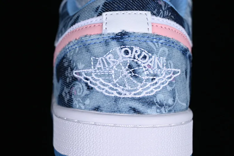 All categories Air Jordan Jordan series basketball shoes Air Jordan 1 Low Z version Air Jordan 1 Low "Washed Denim" AJ1 Joe 1 denim pink hook washed denim low-top casual sneakers DM8947-100